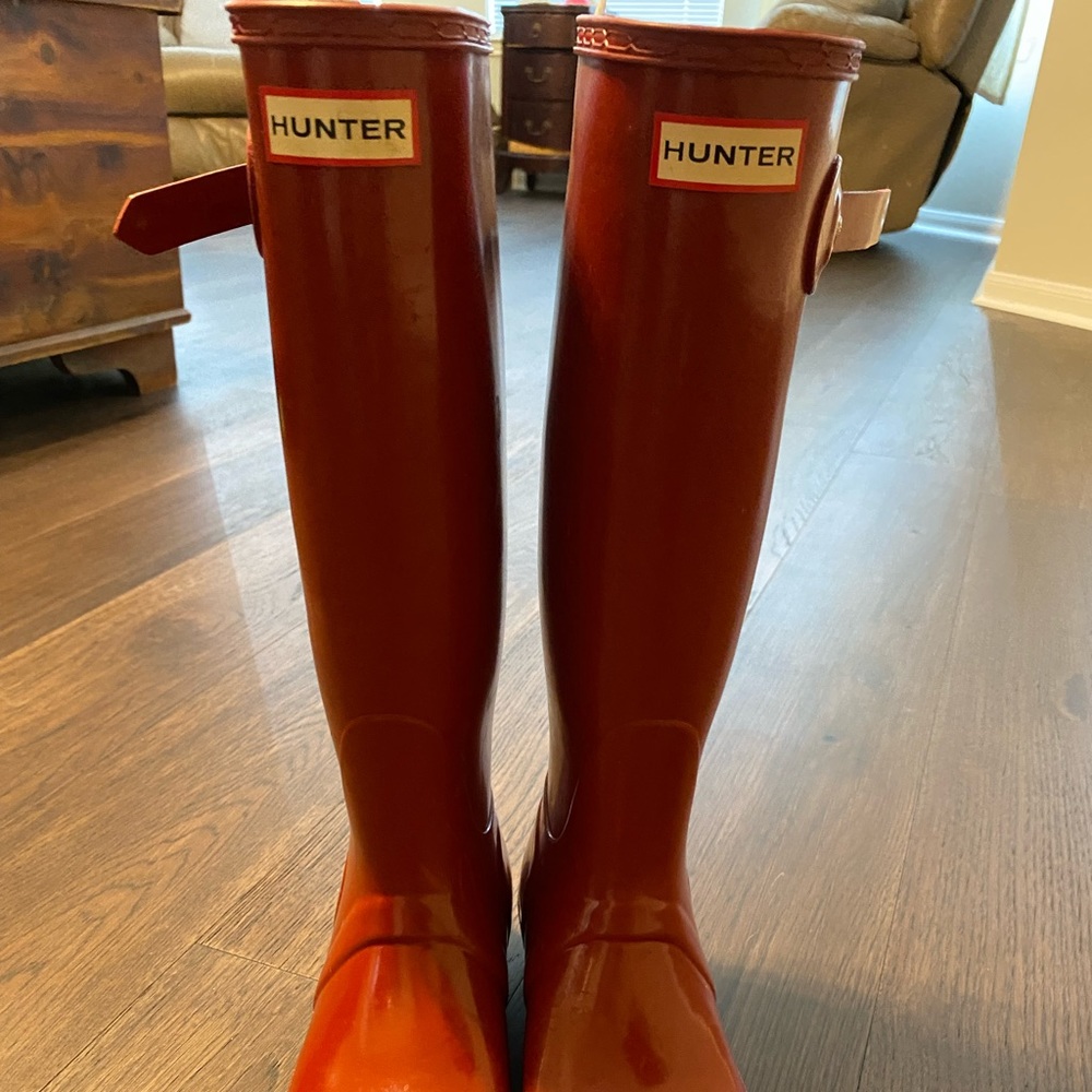 Gently used red Hunter boots